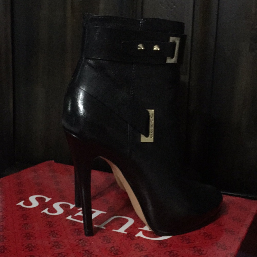 Guess booties